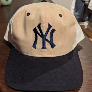 NEW YORK YANKEES deadstock Snapback Hat MLB Twins